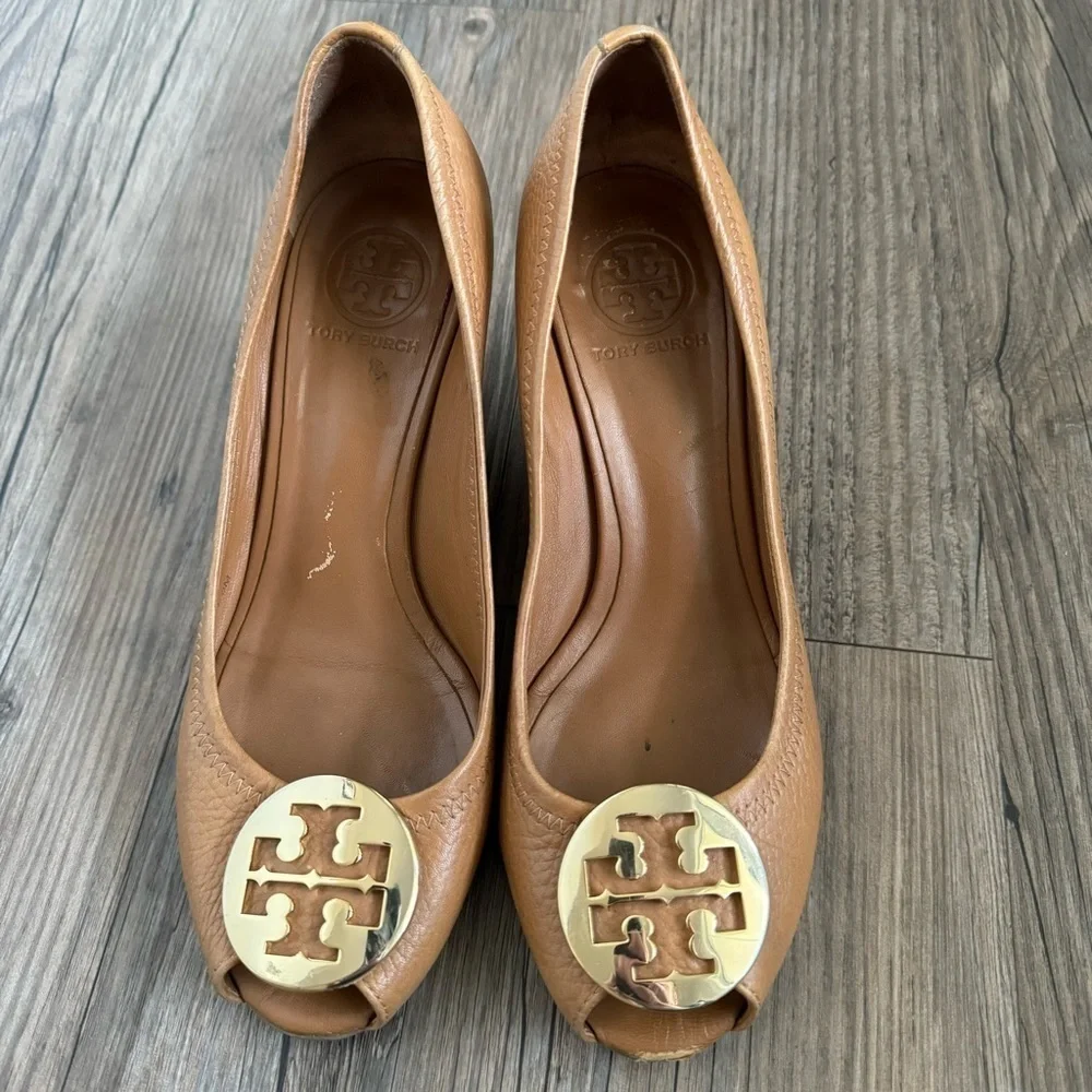 Tory Burch Tan Leather Julianne Peep Toe Wedge Pumps Size 8